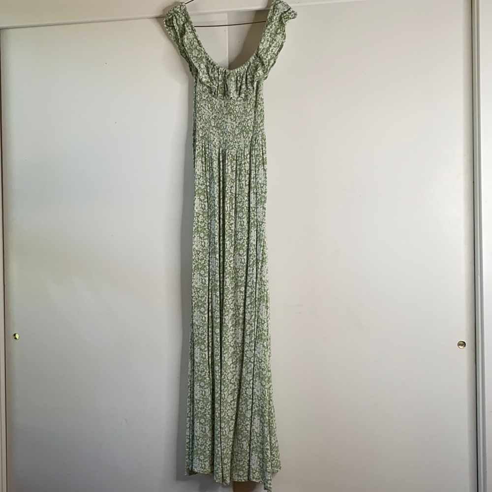 Small maternity dress
